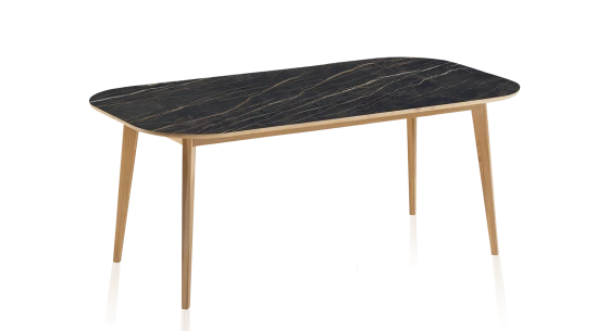 Table salle à manger en chêne et céramique 8 personnes avec bois teinte naturelle et plateau céramique effet marbre noir 210x90 cm