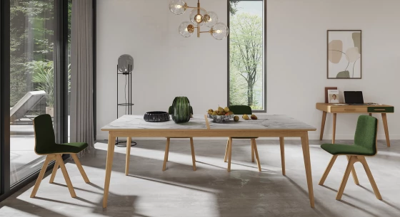 Table salle à manger en chêne et céramique 6 personnes avec bois teinte naturelle et plateau céramique effet marbre blanc 180x90 cm