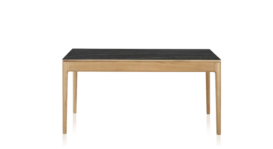 Table salle à manger en chêne et céramique 6 personnes avec bois teinte naturelle et plateau céramique effet marbre noir 140x100 cm